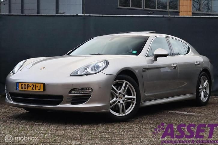 Gebruikt 2010 Porsche Panamera S Sedan | € 34.995 - Afbeelding 1/4