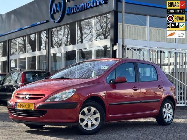 Rood Gebruikt 2003 Peugeot 307 Hatchback | € 2.000 (Eerlijke prijs) - Afbeelding 1/4