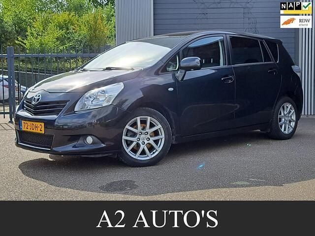 Zwart Gebruikt 2009 Toyota Verso MPV | € 7.250 (Eerlijke prijs) - Afbeelding 1/4