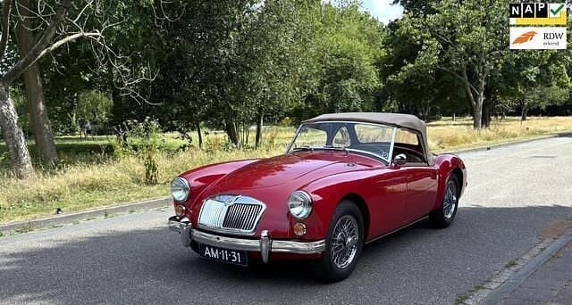 Rood Gebruikt 1961 MG 1600 | € 34.745 - Afbeelding 1/4