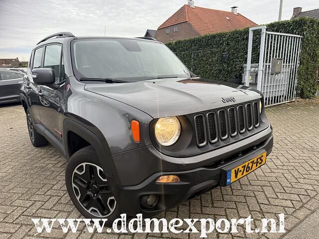 Grijs Gebruikt 2017 Jeep Renegade Trailhawk SUV | € 6.900 - Afbeelding 1/4