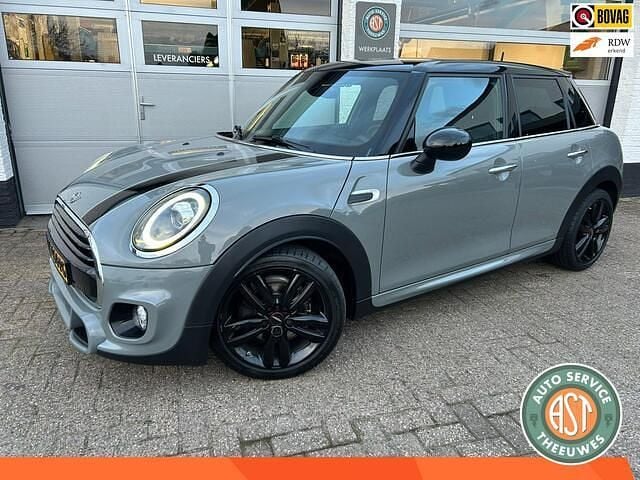 Occasion Mini Cooper Chili 136 PK (100 kW) 2019 Grijs Hatchback
