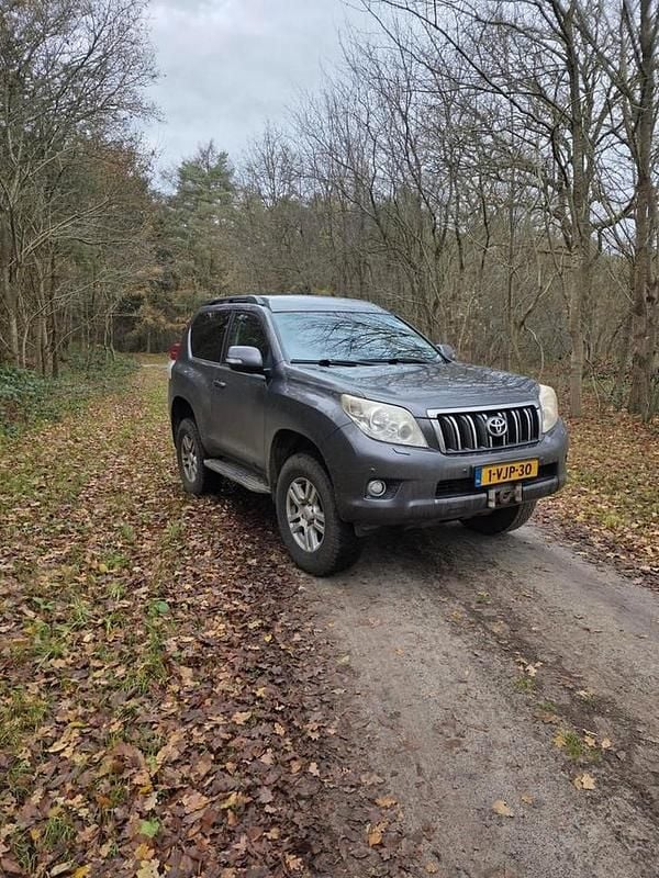 Gebruikt 2010 Toyota Land Cruiser | € 16.000 (Duur) - Afbeelding 1/4