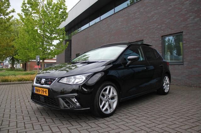 Zwart Gebruikt 2017 Seat Ibiza Business Hatchback | € 12.999 (Iets duurder) - Afbeelding 1/4