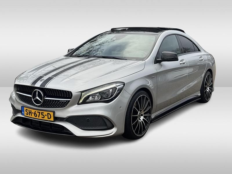 Grijs Occasion 2018 Mercedes CLA180 Edition Sedan | € 19.950 (Iets duurder) - Afbeelding 1/4