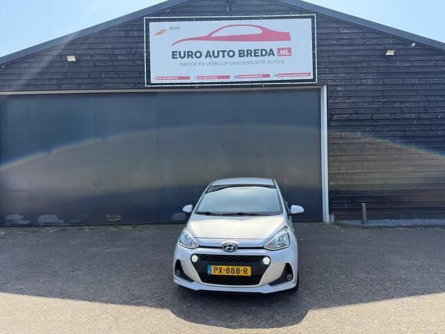 Grijs Gebruikt 2017 Hyundai i10 Comfort Hatchback | € 6.950 (Eerlijke prijs) - Afbeelding 1/4
