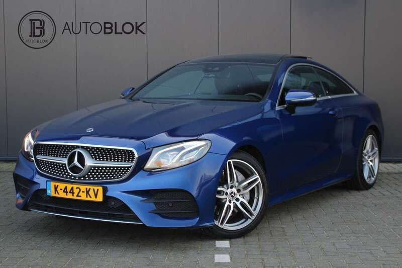 Blauw Gebruikt 2020 Mercedes E200 AMG line Coupé | € 39.900 (Super prijs) - Afbeelding 1/3