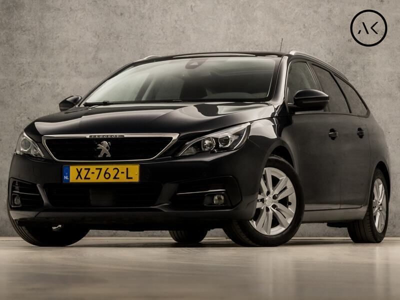 Grijs Gebruikt 2019 Peugeot 308 Sport Stationwagen | € 10.945 (Goede deal) - Afbeelding 1/4