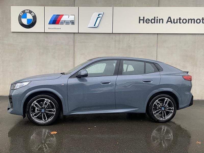 Occasion BMW iX2 M Sport 150 kW (204 PK) 2025 Grijs SUV
