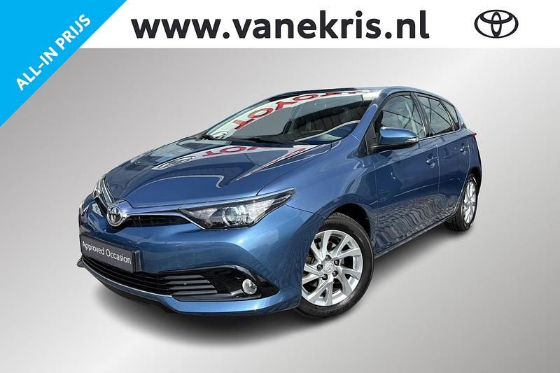 Blauw Gebruikt 2016 Toyota Auris Limited Hatchback | € 15.399 (Iets duurder) - Afbeelding 1/4
