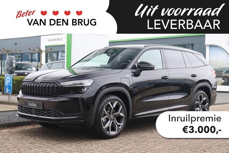 Zwart Nieuw 2025 Skoda Kodiaq Business Line SUV | € 52.550 (Goede deal) - Afbeelding 1/4