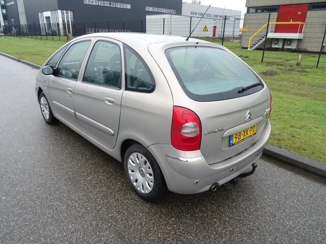 Occasion Citroën Xsara Picasso 109 PK (80 kW) 2007 Beige, metallic lak MPV