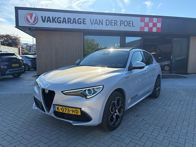 Suv Gebruikt 2021 Alfa Romeo Stelvio Veloce SUV | € 42.950 (Eerlijke prijs) - Afbeelding 1/4