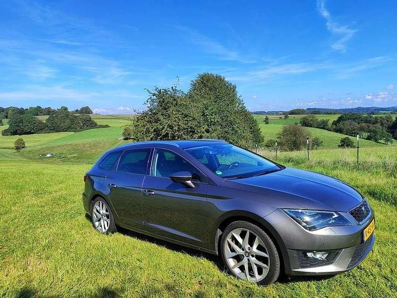 Occasion Seat Leon ST Business 125 PK (91 kW) 2015 Brons Stationwagen
