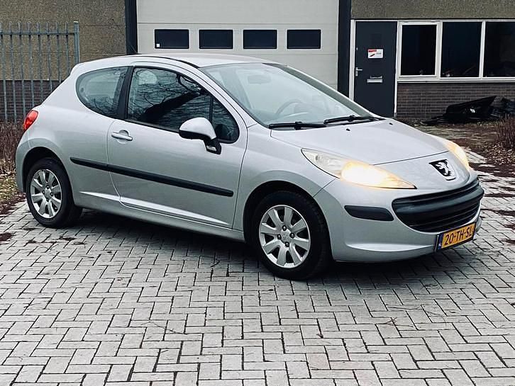 Occasion Peugeot 207 88 PK (64 kW) 2006