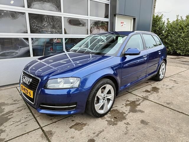 Occasion Audi A3 Sportback Attraction 125 PK (91 kW) 2011 Blauw Hatchback