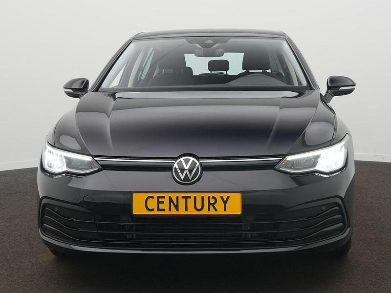 Occasion VW Golf VIII Business 2026 Zwart Hatchback