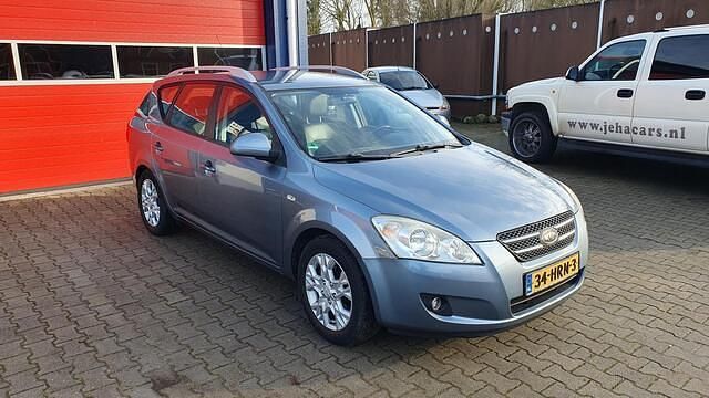 Occasion Kia Ceed 127 PK (93 kW) 2009 Blauw (metallic) Hatchback