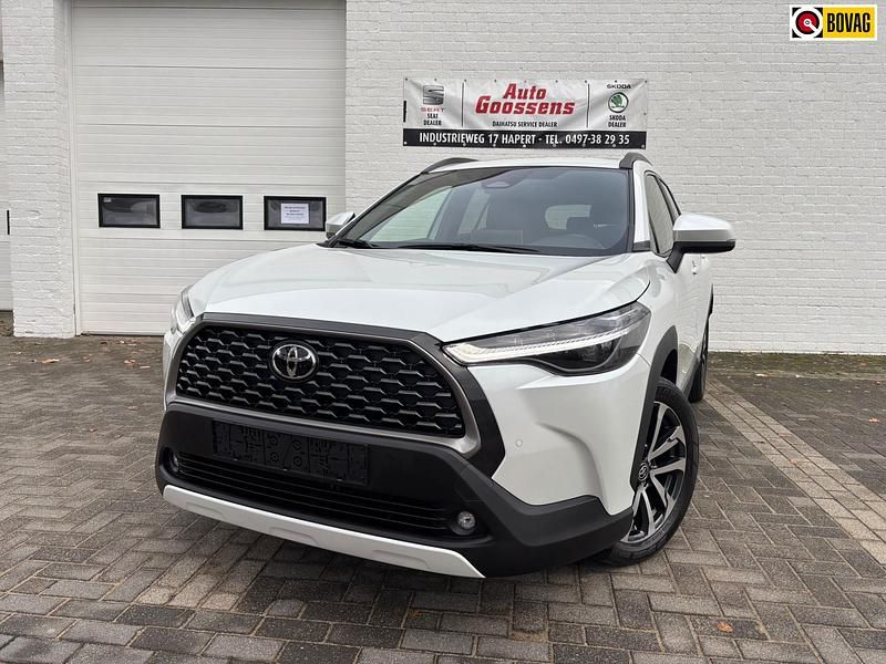 Overige Occasion 2024 Toyota Corolla Cross Style SUV | € 33.995 - Afbeelding 1/4