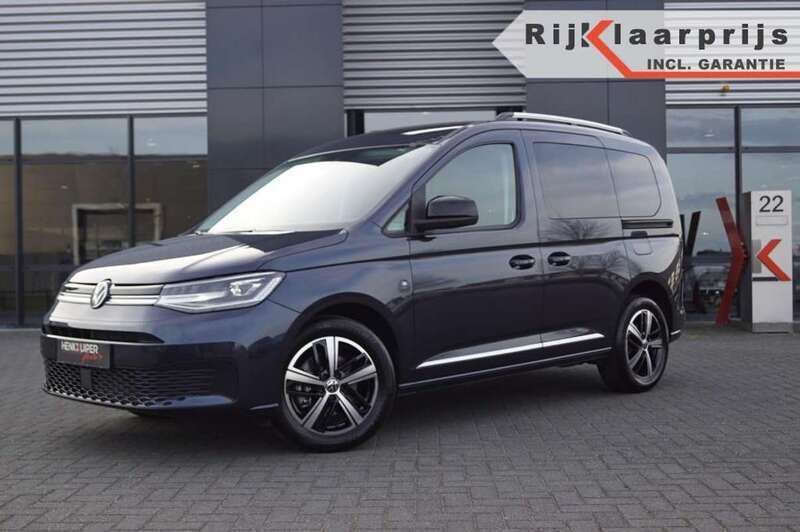 Blauw Gebruikt 2024 VW Caddy Style MPV | € 45.950 - Afbeelding 1/4