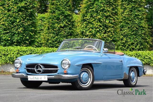 Blauw Gebruikt 1961 Mercedes 190 | € 94.900 - Afbeelding 1/4