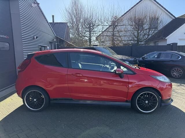 Occasion Ford Fiesta Trend 60 PK (44 kW) 2009 Rood Hatchback