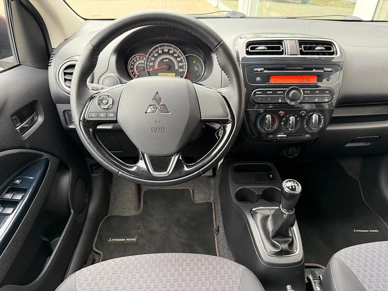 Occasion Mitsubishi Space Star Intense 2017 Rood Hatchback