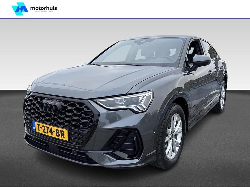 Grijs Occasion 2023 Audi Q3 Sportback SUV | € 33.995 (Super prijs) - Afbeelding 1/4