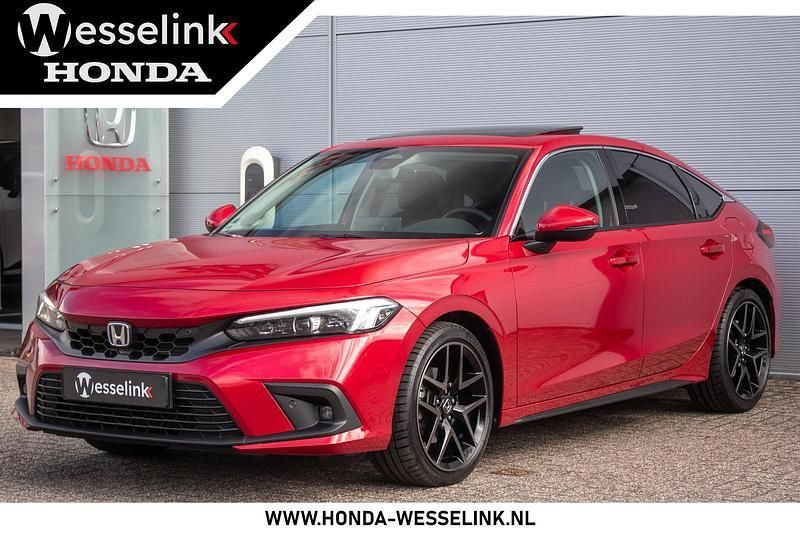 Rood Gebruikt 2023 Honda Civic Advance Hatchback | € 37.950 - Afbeelding 1/4