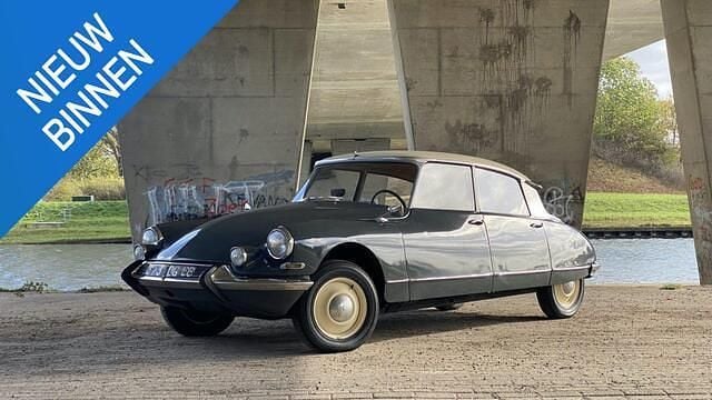Grijs Occasion 1963 Citroën DS Sedan | € 19.950 - Afbeelding 1/4
