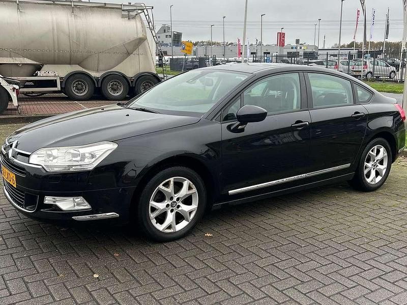 Zwart Gebruikt 2010 Citroën C5 Business Class Sedan | € 4.000 (Eerlijke prijs) - Afbeelding 1/4