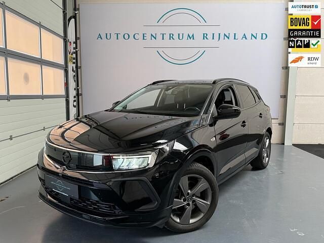 Zwart Gebruikt 2022 Opel Grandland X SUV | € 28.999 (Iets duurder) - Afbeelding 1/3