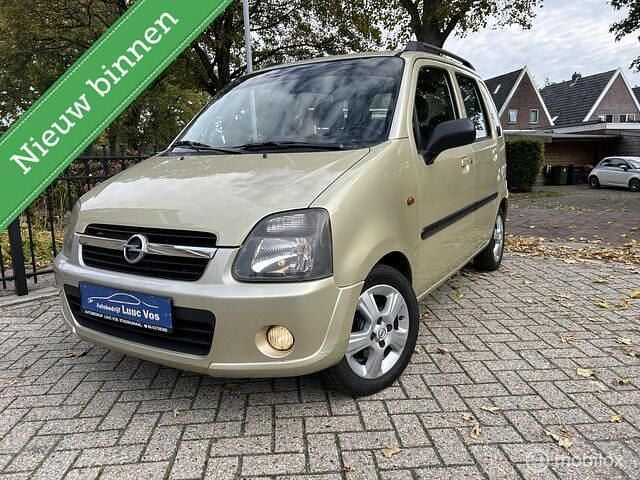 Geel Gebruikt 2004 Opel Agila Hatchback | € 999 (Eerlijke prijs) - Afbeelding 1/4