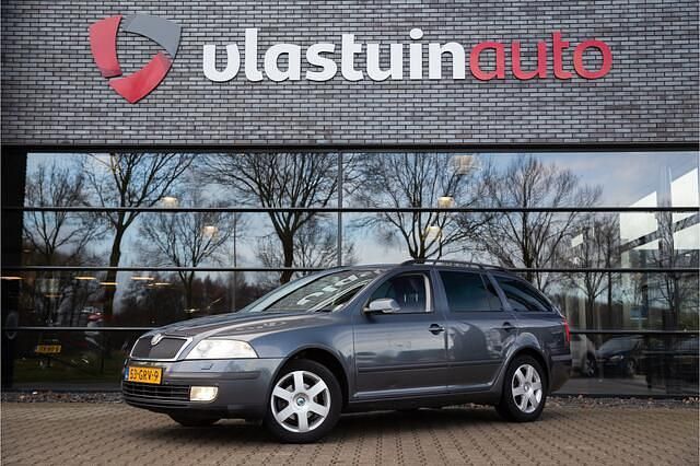 Occasion Skoda Octavia Business Line 116 PK (85 kW) 2008 Grijs Stationwagen