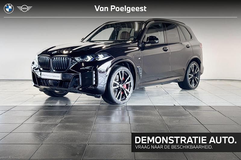 Bmw individual special request lakkleur (donker zwart) Occasion 2026 BMW X5 M Sport SUV | € 139.648 - Afbeelding 1/4