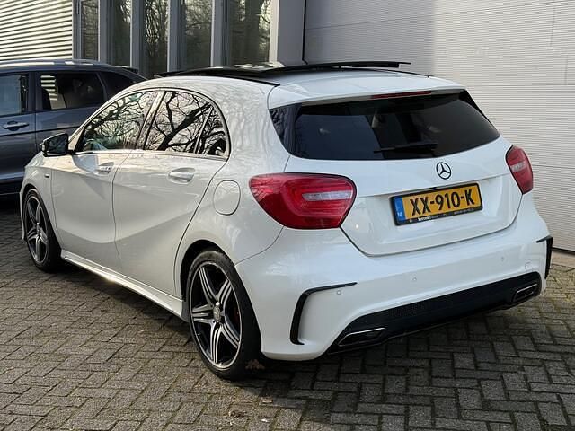 Occasion Mercedes A250 Prestige 211 PK (155 kW) 2015 Wit (metallic) Hatchback
