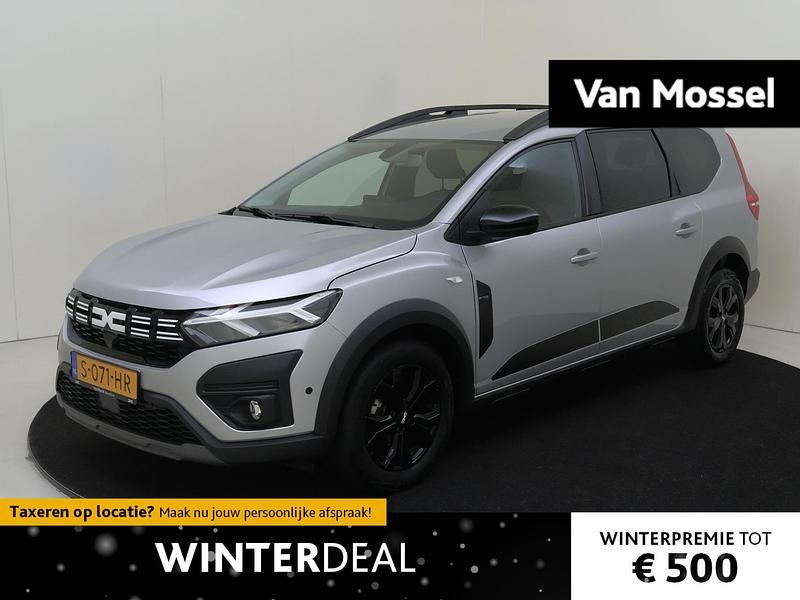 Grijs, metallic lak Occasion 2023 Dacia Jogger Extreme MPV | € 21.425 (Eerlijke prijs) - Afbeelding 1/4