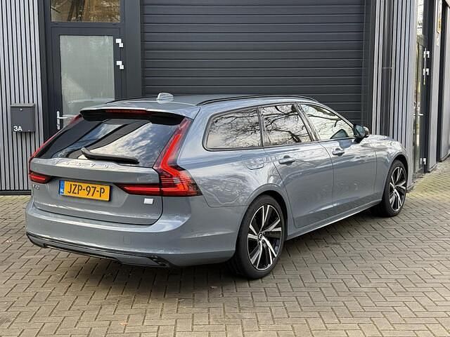 Occasion Volvo V90 Plus 350 PK (257 kW) 2023 Grijs Stationwagen