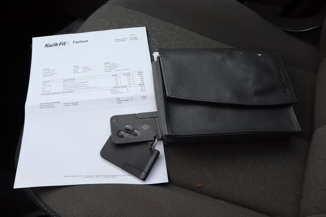 Occasion Renault Grand Scénic II Business 135 PK (99 kW) 2008 Grijs MPV