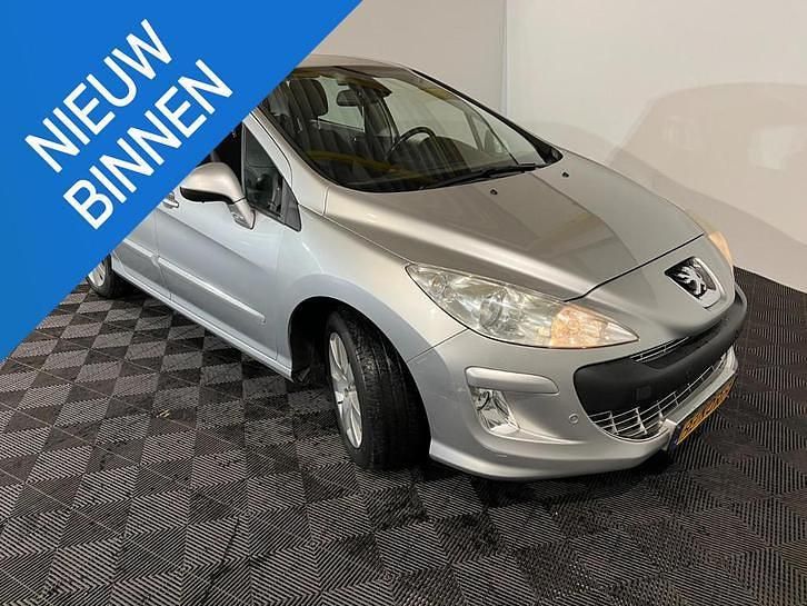 Grijs Gebruikt 2010 Peugeot 308 Hatchback | € 2.100 (Goede deal) - Afbeelding 1/4