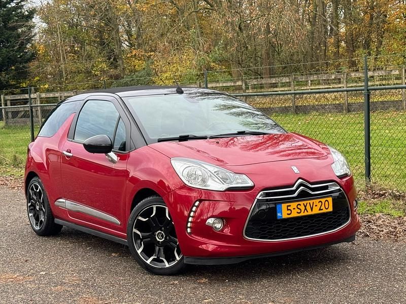 Rood Gebruikt 2013 Citroën DS3 Cabriolet So Chic Cabriolet | € 4.950 (Eerlijke prijs) - Afbeelding 1/4