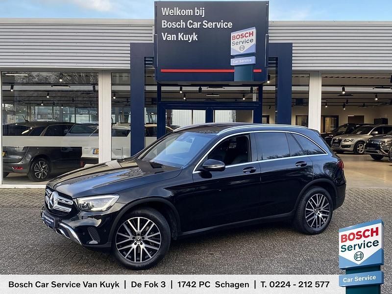 Zwart Gebruikt 2020 Mercedes GLC200 Business SUV | € 34.950 (Eerlijke prijs) - Afbeelding 1/4