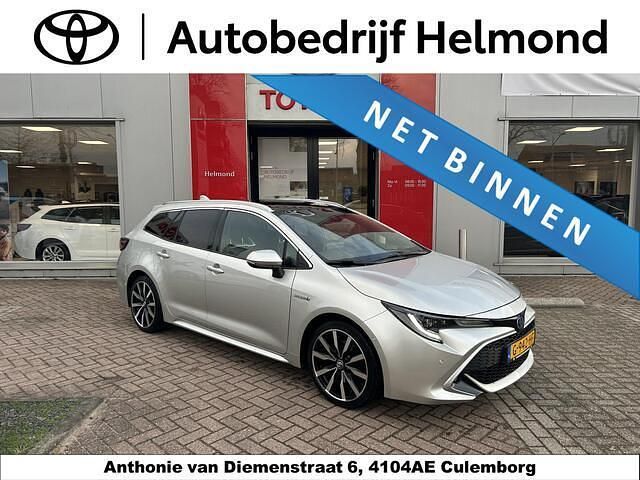 Grijs Occasion 2019 Toyota Corolla Premium Stationwagen | € 23.900 (Iets duurder) - Afbeelding 1/4