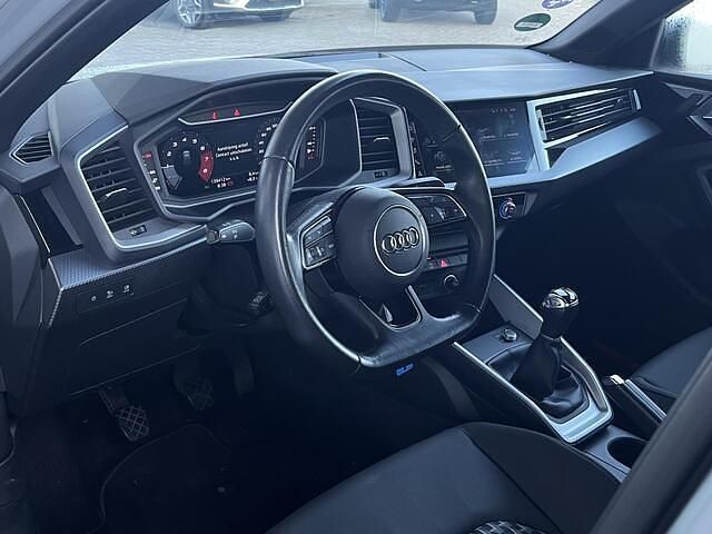 Occasion Audi A1 Basis 95 PK (69 kW) 2021 Grijs SUV