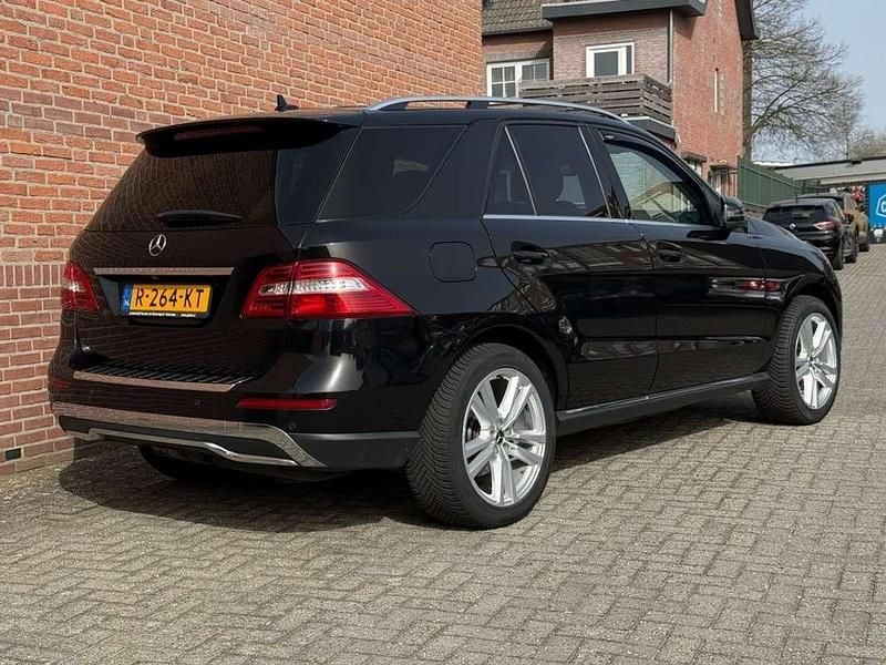 Occasion Mercedes ML350 258 PK (189 kW) 2012 Zwart SUV