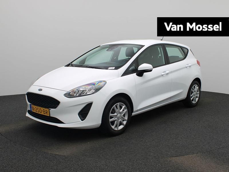 Wit Occasion 2021 Ford Fiesta Hatchback | € 10.945 (Goede deal) - Afbeelding 1/4