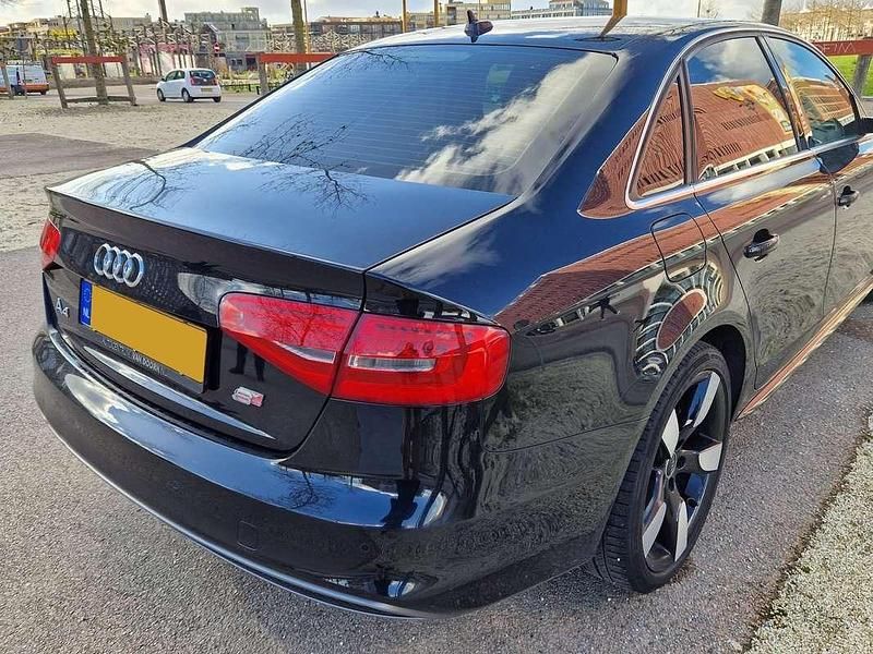 Occasion Audi A4 S-Line 220 PK (161 kW) 2014 Zwart Sedan
