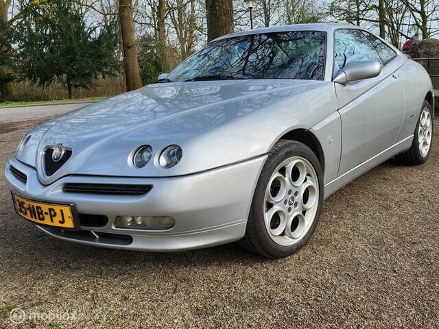 Occasion Alfa Romeo GTV 155 PK (114 kW) 2000 Grijs Coupé