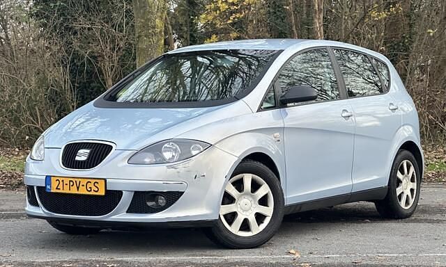 Blauw Gebruikt 2005 Seat Altea Stylance MPV | € 1.499 - Afbeelding 1/4