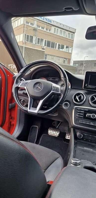 Occasion Mercedes A180 122 PK (89 kW) 2014 Rood Stationwagen